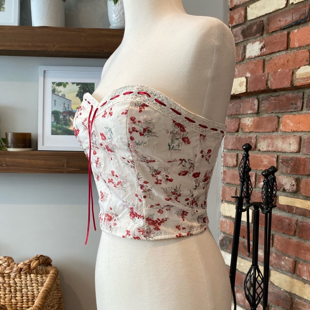 West of Melrose Floral Corset-Style Top